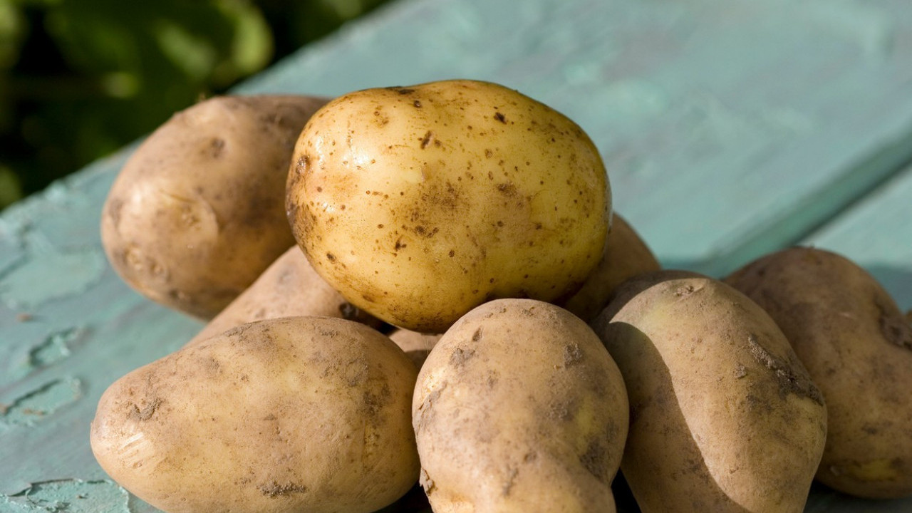 TRIK ZA KUVANJE KROMPIRA: Nikad se neće raspadati!