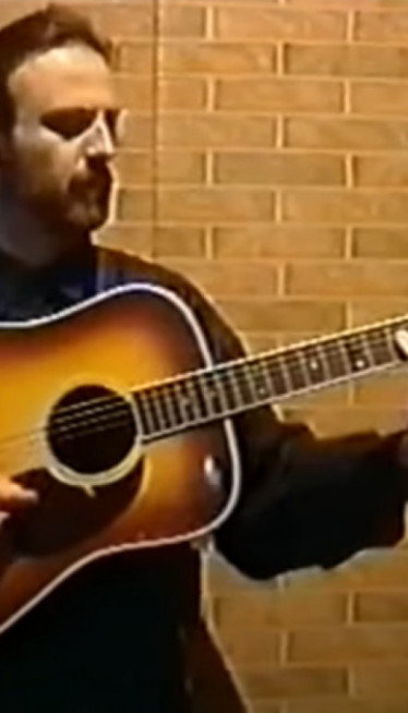 ЏОНИ ПОНОВО СВИРА! Легенда пријатно изненадила нацију