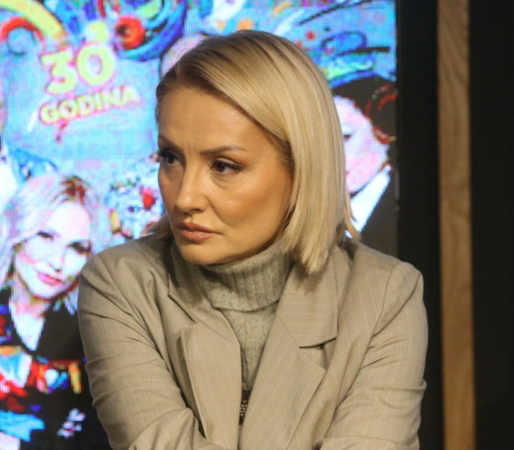 "ZA KOSU BIH TE IZVUKLA" Goca urlala na Lunu: "Sve bih vas zapalila!"