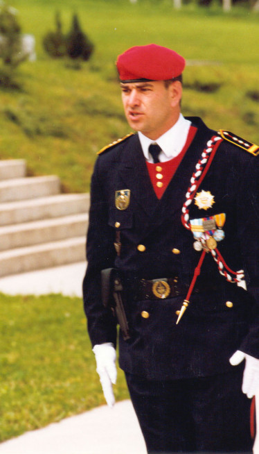 ХТЕО ДА УБИЈЕ ЛЕГИЈУ У КЛУБУ: Нећете веровати шта се десило