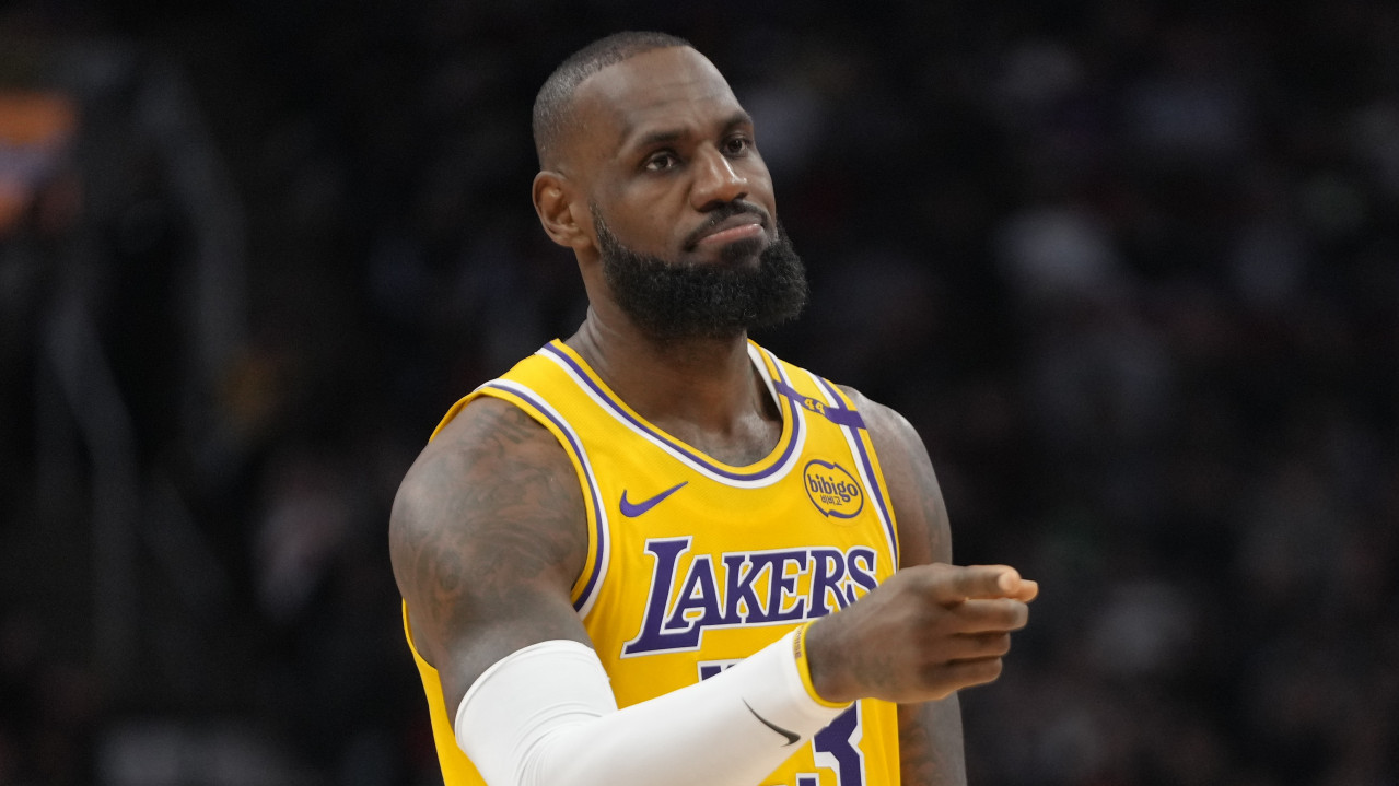 NEMA KRAJA ZA KRALJA: Lebron igra i dalje