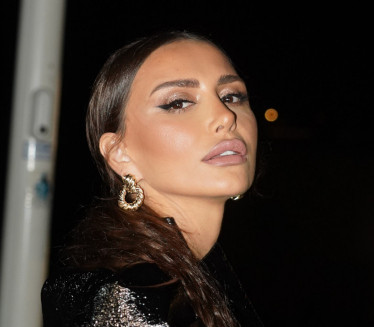 "RADI OD SVOJE 12. GODINE": Emina se pohvalila poslom sina