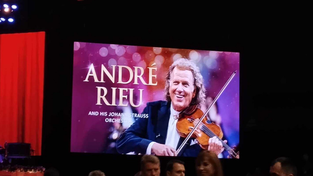 Violinista Andre Riju oduševio punu Beogradsku arenu