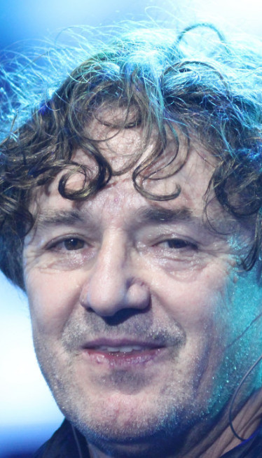 ФОТКА СА ВЕНЧАЊА: Џенана и Брега блистали