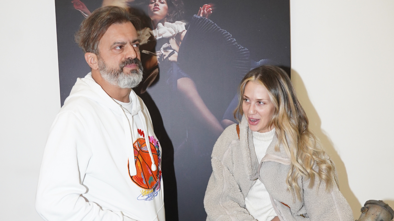 UŽIVA NA ZANZIBARU Sergejeva žena se skinula u bikini (FOTO)