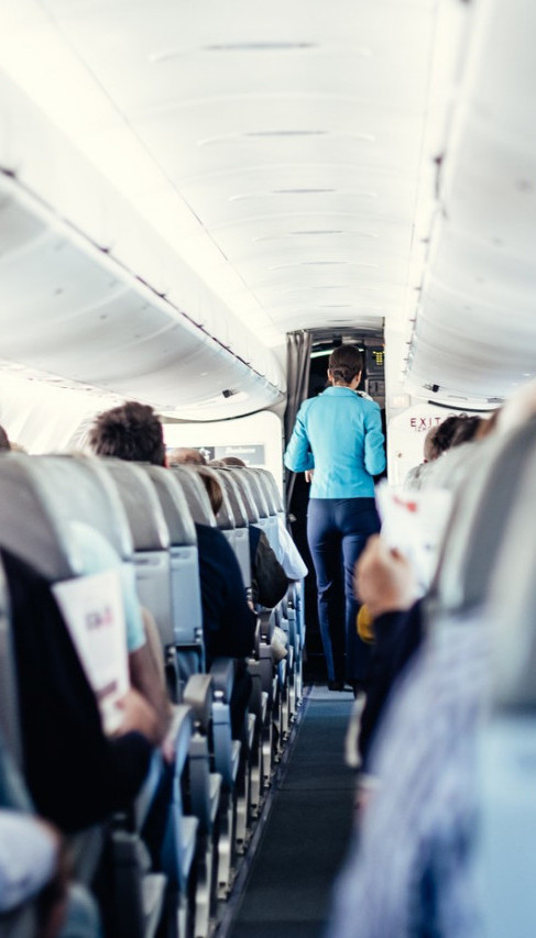 UŽAS NA LETU Umrla u avionu, telo stavili 14h u vrelu kuhinju