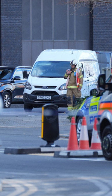 IZBODENA DVA DEČAKA: Policija u Londonu NA NOGAMA