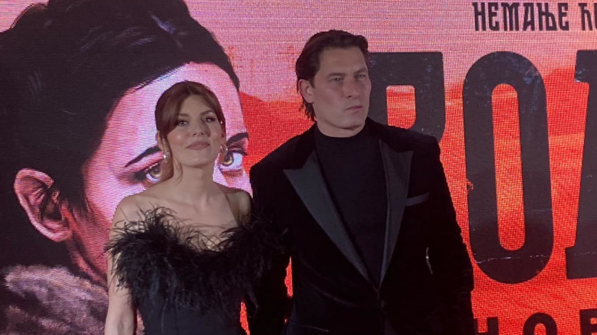 Tamara pokazala vitku FIGURU nakon TREĆEG porođaja