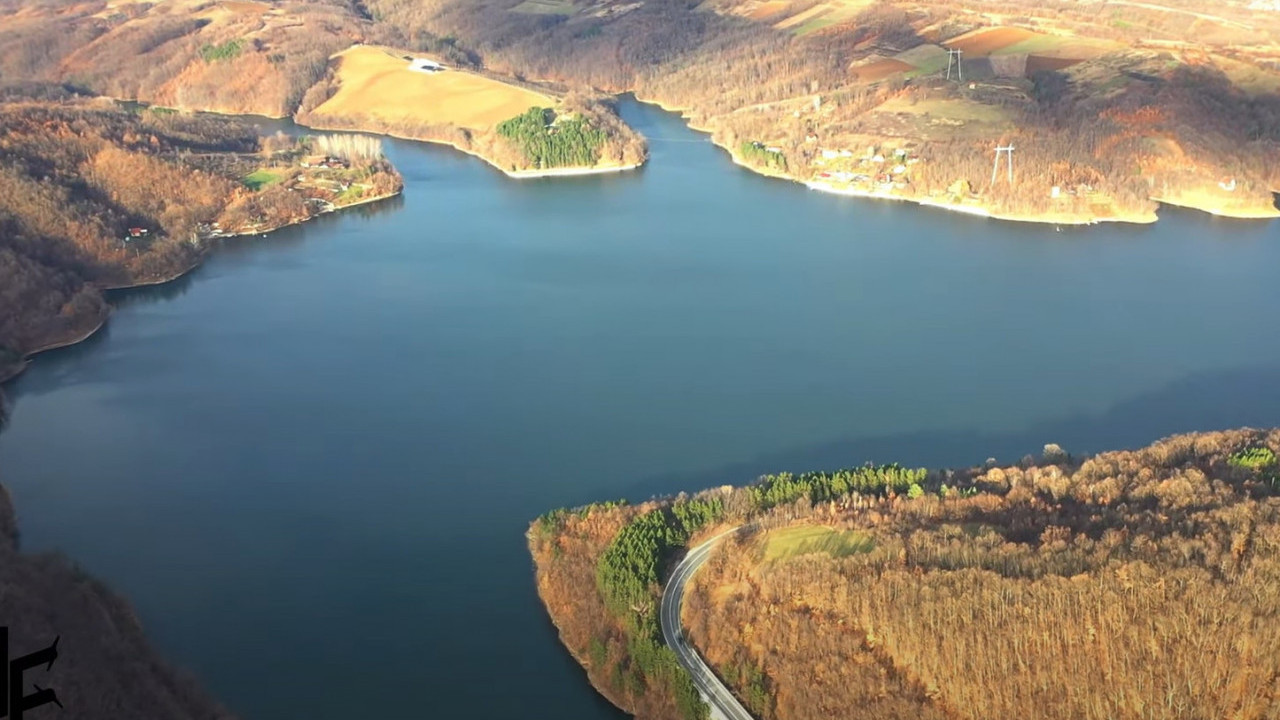 Srpsko jezero krije jezivu tajnu, a OBLIK tera strah u kosti