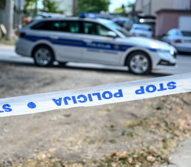 U SPLITU ZAPALJEN POLICIJSKI AUTOMOBIL: Priveden muškarac