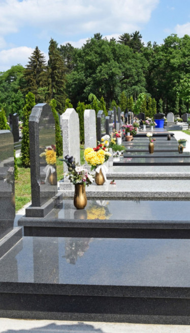 SAHRANJEN UČITELJ BIBER: Vozač ga udario i pobegao