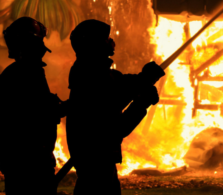 Požar kod Požege: Zapalio se auto kod rampe na autoputu