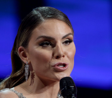 OGREBOTINE NA RUCI: Povređena Nina Seničar