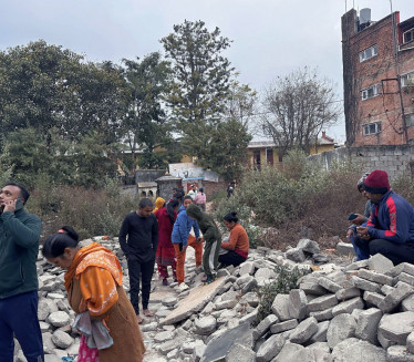 SNIMLJEN TRENUTAK KADA JE POČEO ZEMLJOTRES NA TIBETU (VIDEO)