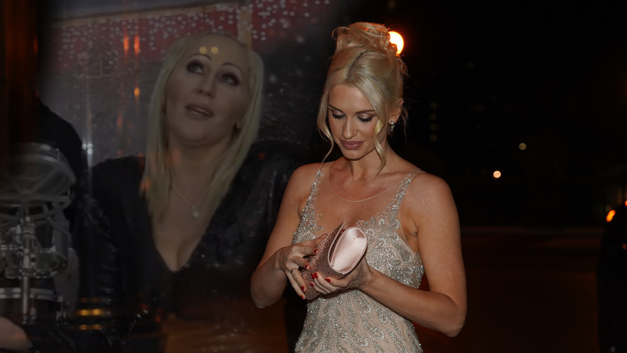 RAZVOD RODITELJA TEŠKO PAO: Anjina maćeha je folk pevačica