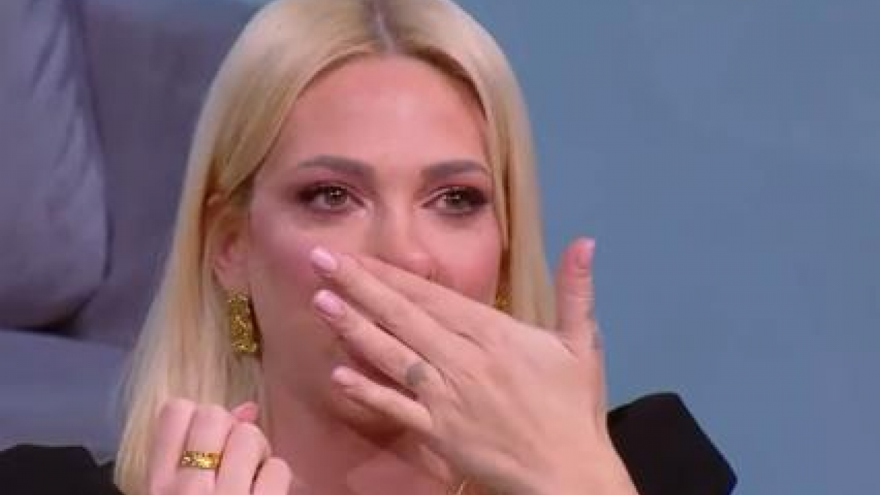 "ŠESTO ČULO JOJ  GOVORILO": Da li se pevačica čula sa Mariom