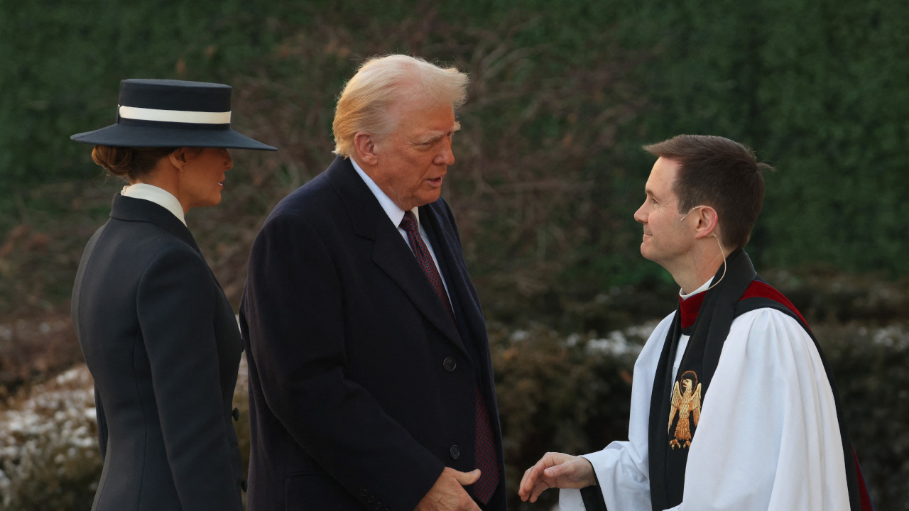 Melanija i Donald pre inauguracije posetili CRKVU