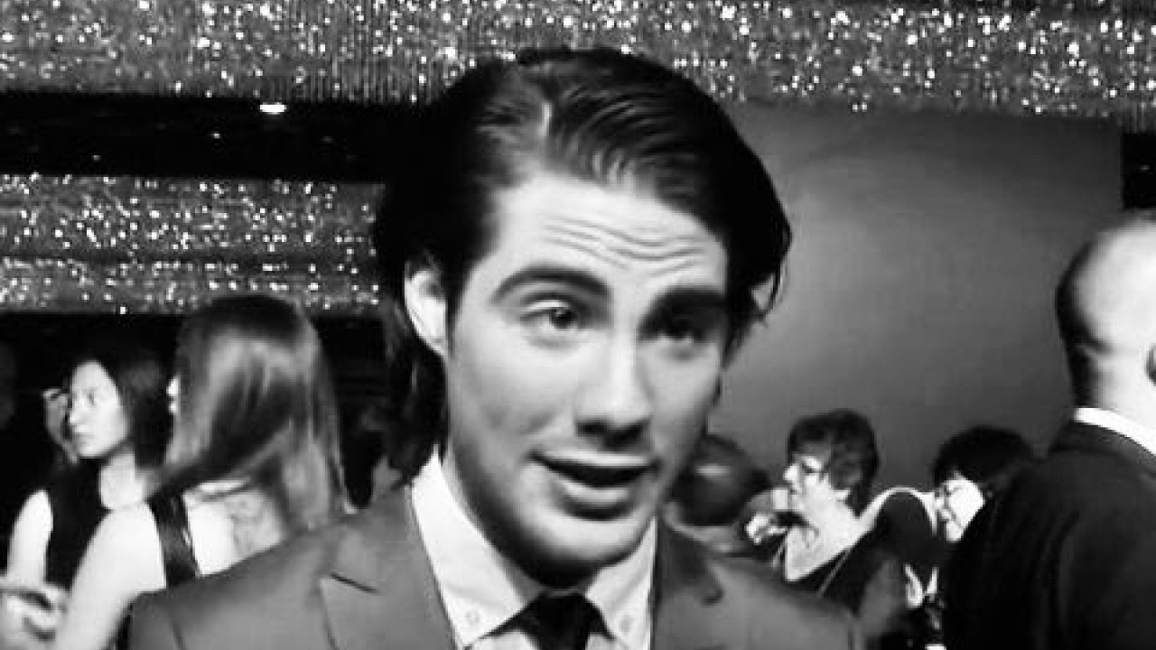 PREMINUO GLUMAC U 39. GODINI: Policija sumnja na samoubistvo