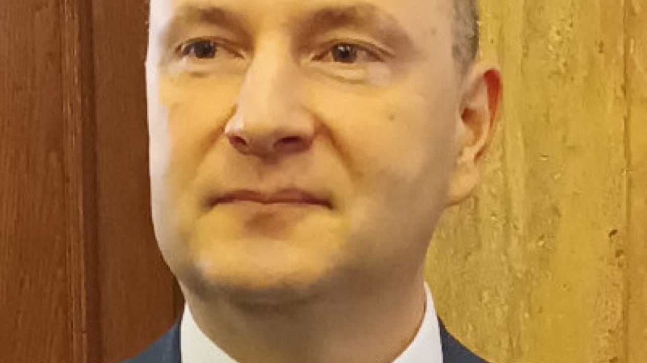 Ostavku podnosi i gradonačelnik Novog Sada Milan Đurić