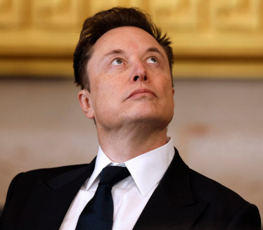 MASKA PITALI VERUJE LI U BOGA: Iznenadio - neke i zbunio