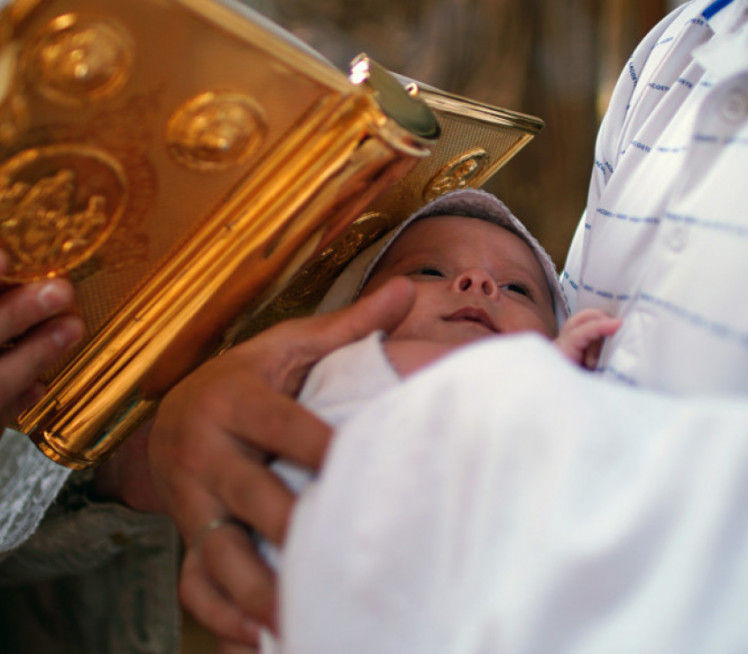 КУМ НИЈЕ ДУГМЕ! Зашто се ова част никада не одбија?
