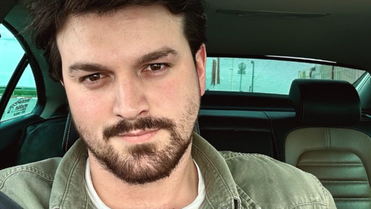 ЖЕНИ СЕ ЗАВОДНИК ЗГ: Пред олтар води дугогодишњу изабраницу