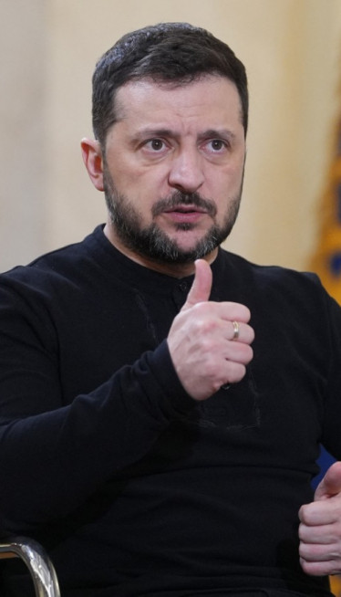 Zelenskom se drma fotelja? Zalužni opreti, postoji i 3. igrač
