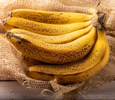 DA LI STE ZNALI? Banane zapravo NISU voće