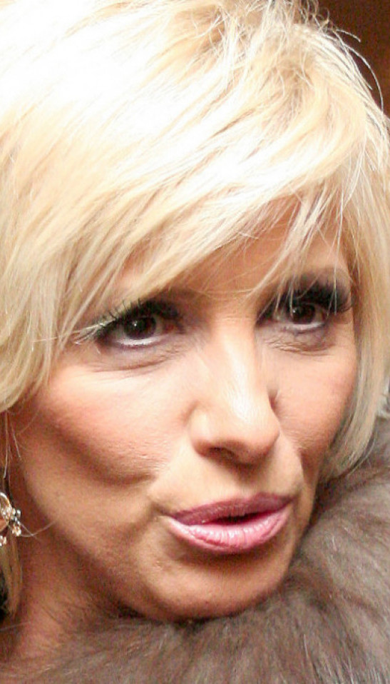 "НЕ ПЛАШИМ СЕ ЛОПОВА": Певачицу задесила пљачка