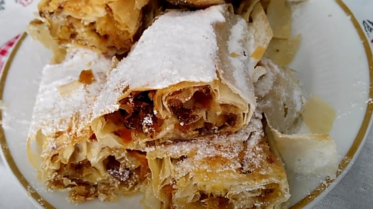 БУНДЕВА И ОРАСИ: Посна пита чији укус нећете заборавити