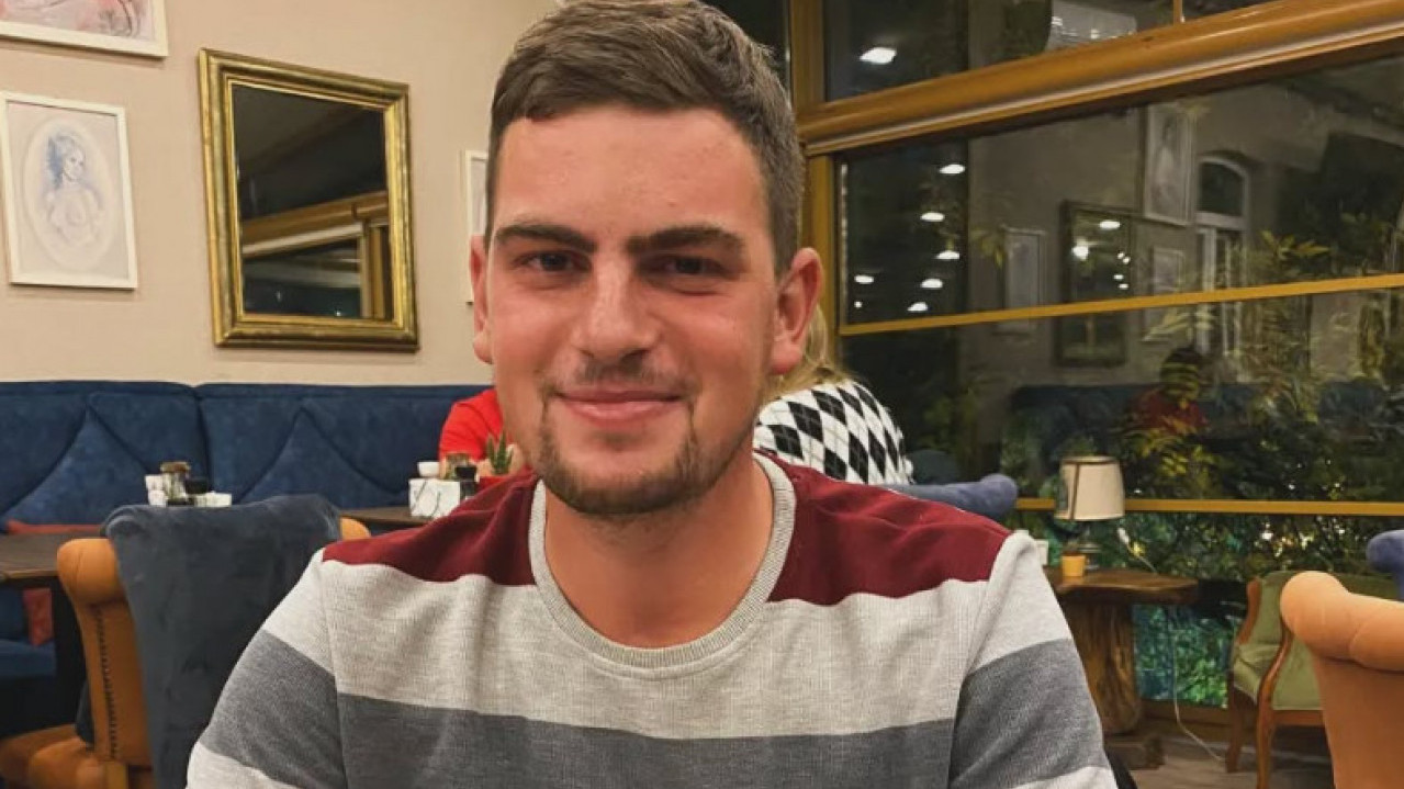 "AKO ME TRAŽIŠ U NEKOM..." Luka promenio opis, devojke lude