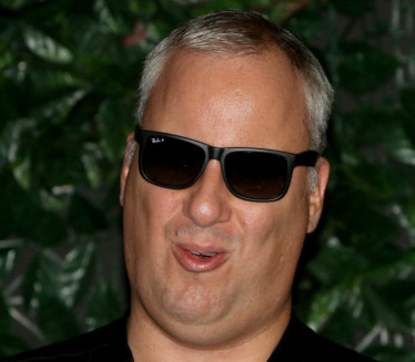 "MUZIKA JE TU DA SE DELI": Sašin hit obradila koleginica