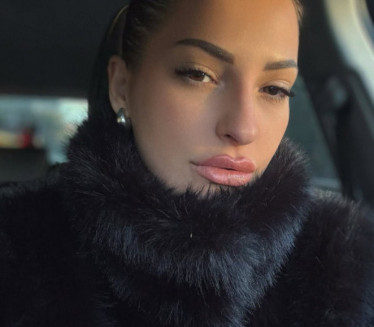 UDATA ZA HRVATSKOG UGOSTITELJA Pevačica u blagoslovenom stanju