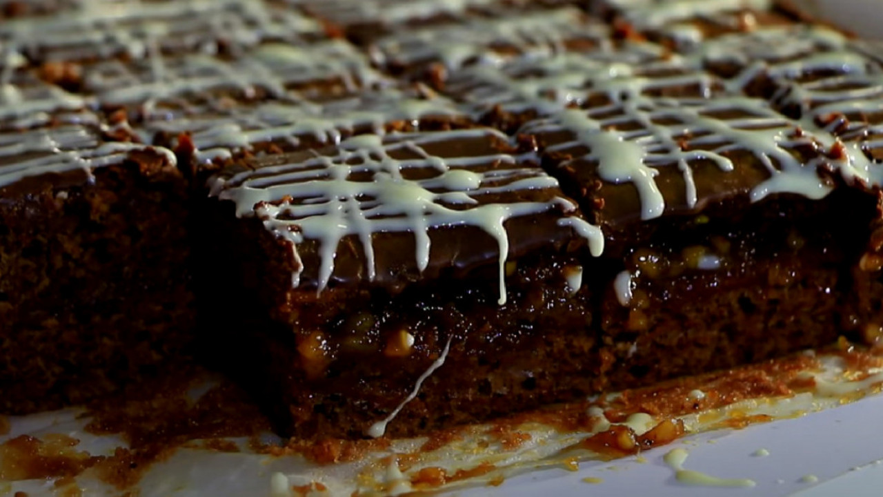 POSNO MEDENO SRCE: Mek i neodoljiv kolač