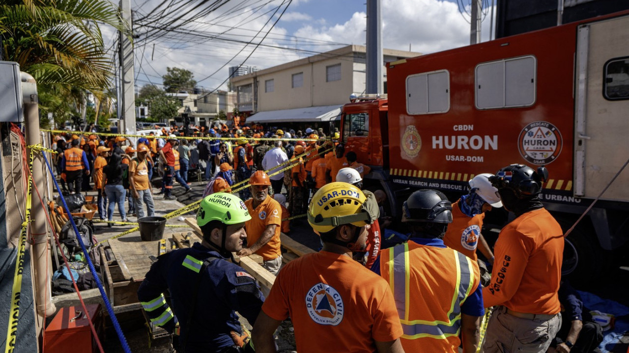 ПОГИНУЛА ПОЗНАТА ПОЛИТИЧАРКА: Обрушио се кров у дискотеци