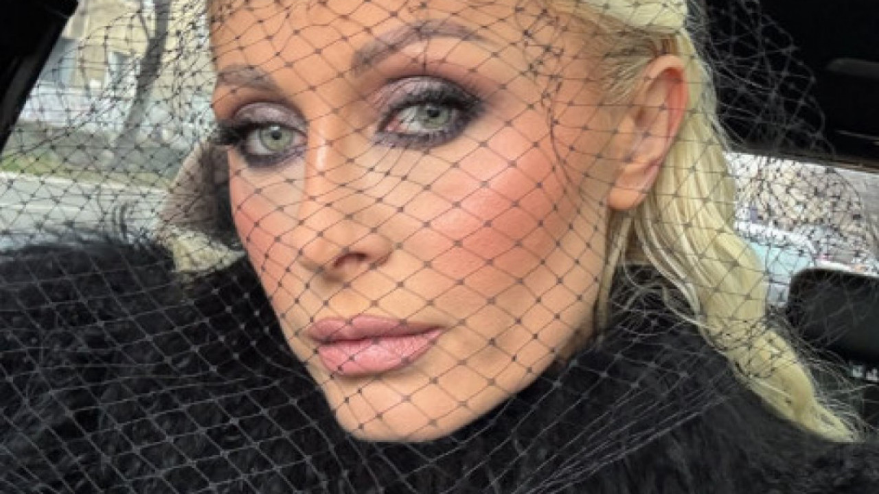 "ZA DOBROBIT I LJUBAV": Razvodi se pevačica od MMA borca