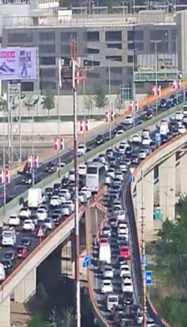 OD "PANČEVCA" DO KNEZA MILOŠA: Haotične gužve u Beogradu