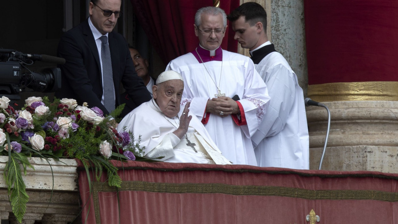 Poslednja slika papa Franje - juče bio ispred vernika