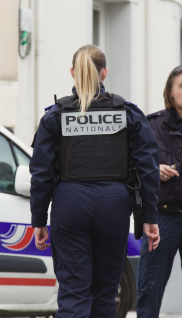 ПОЛИЦИЈА МОРАЛА ДА ПУЦА Ухапшени познат по НАСИЉУ У ПОРОДИЦИ