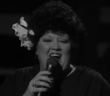 Umrla čuvena pevačica i komičarka - uzrok smrti nije naveden