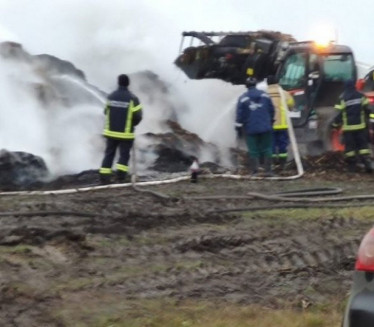 NASTRADAO MOTOCIKLISTA U ZRENJANINU Sudario se sa automobilom