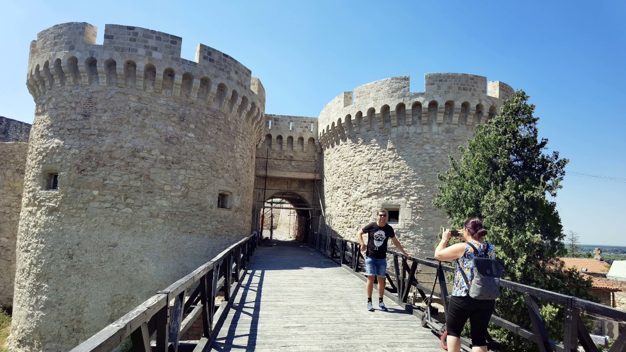 ОСВЕЖЕЊЕ СТИЖЕ ЗА ВИКЕНД: И данас скоро 40 степени