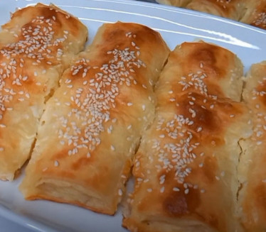 БРЗЕ РОЛНИЦЕ СА СИРОМ: Топе се у устима