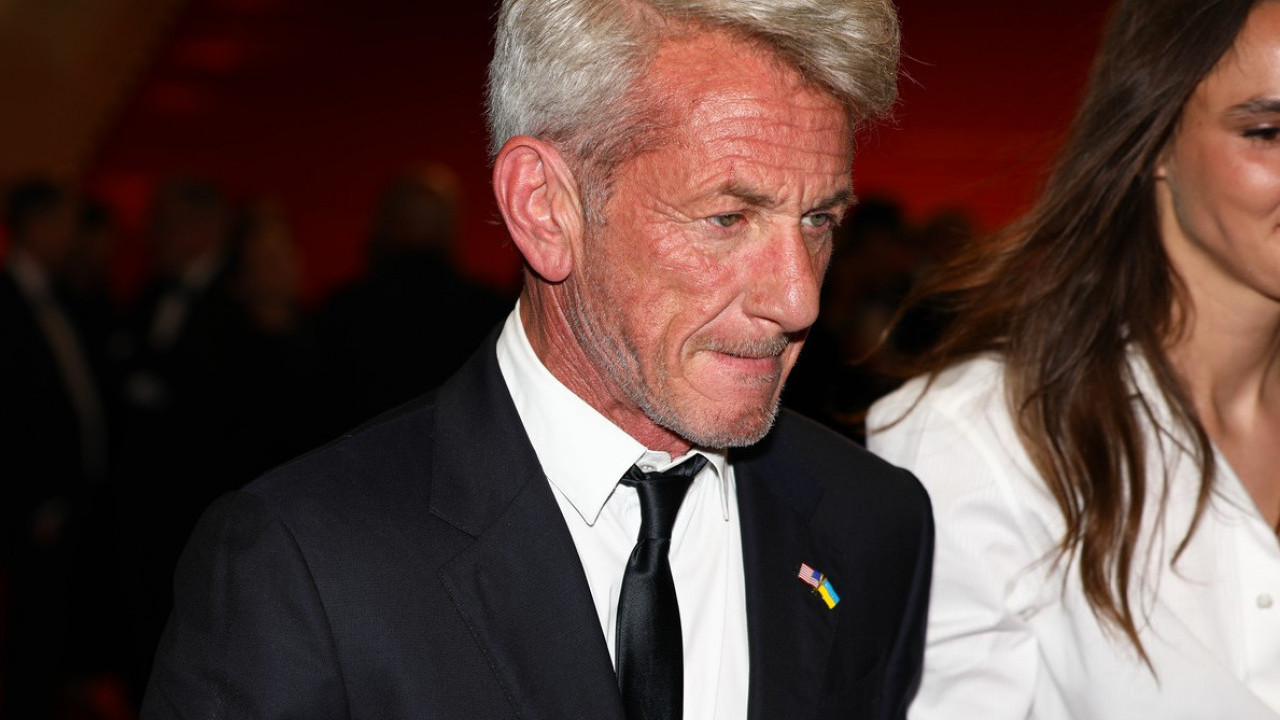 МОЛДАВСКА ЛЕПОТИЦА Девојка Шона Пена 34 године млађа од њега