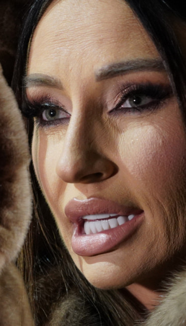 "Isfrustrirane i ljubomorne osobe plasiraju laži o meni"