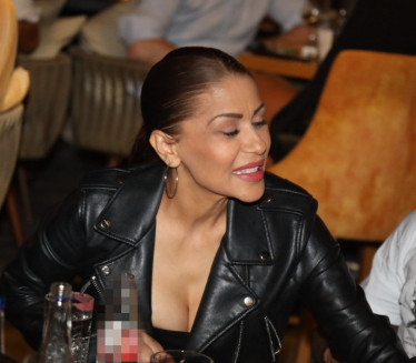 MINA ĆE KONAĆNO UPOZNATI SVOG DEČKA: Spojili se preko mreža