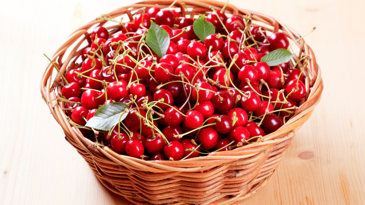 ПРАВО БЛАГО: Зашто не треба бацати петељке од трешања?