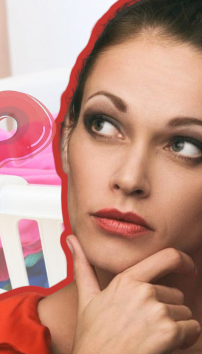 REŠITE SE TAMNIH MRLJA: Evo kako najlakše očistiti peglu