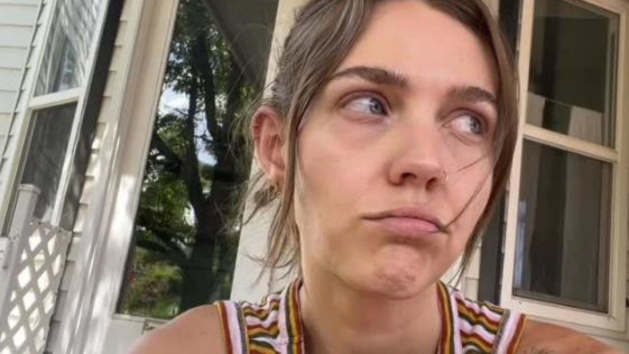 SIN U ŠKOLI REKAO ČIME SE BAVI: Učiteljica zvala na razgovor