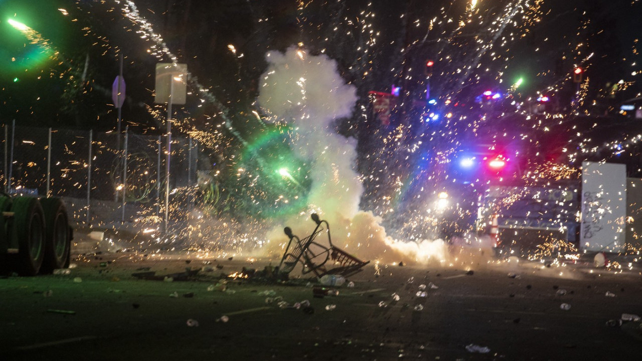 NEREDI U LOS ANĐELESU: Tramp poslao vojsku na ulice (VIDEO)
